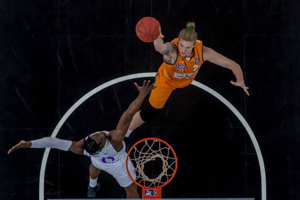 滑雪项目为 滑雪项目为